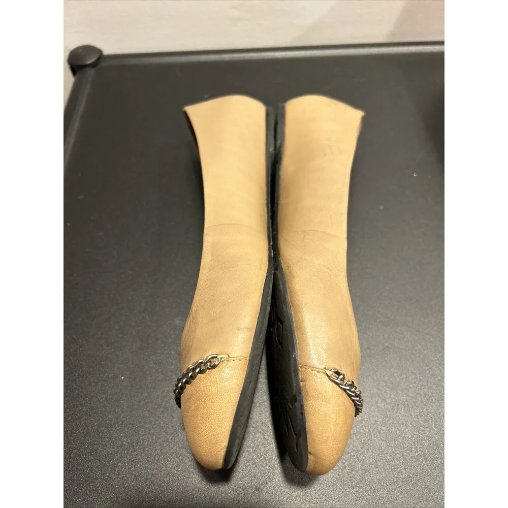 DKNY flats Taupe beige tan size 8.5 With Box